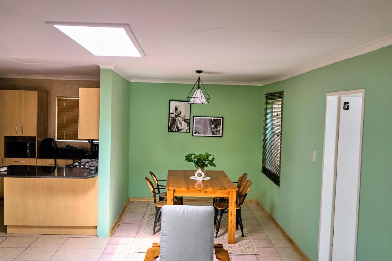 Villa Karabo's Nest Johannesburg